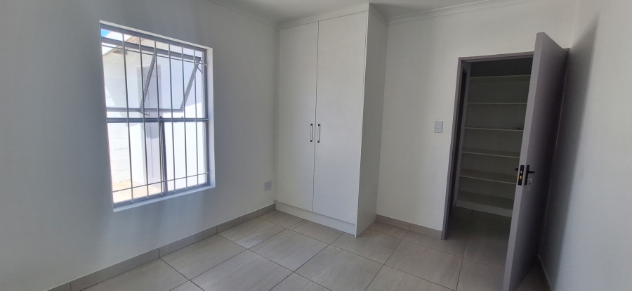 4 Bedroom Property for Sale in Skiathos Western Cape